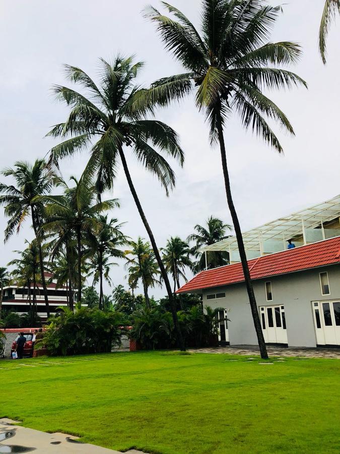Marmara Beach House Hotel Kannur Buitenkant foto